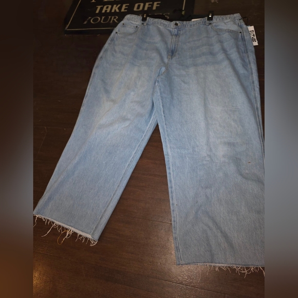 Future Collective Women's Light Blue Straight Leg  Raw Hem Jeans Plus - Picture 7 of 7